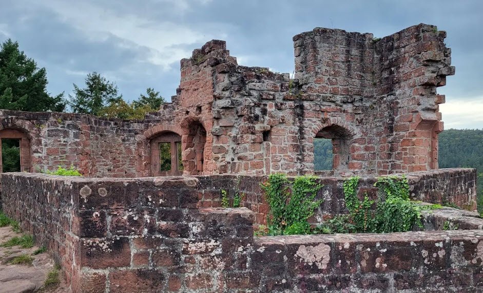 Neudahn Castle, Dahn, Germany, Germany
